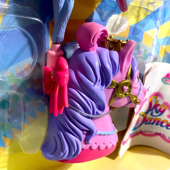 SKY DANCERS VTG 90s Collectible FAIRY FLYERS SPECIAL EDITION CIRCUS FUN - Picture 8 of 14